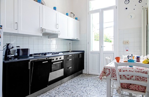 Ex Campo d'Aviazione Villa | Raggio di Luna, Villa liberty 4 bedrooms with garden 6 persons - UNLIMITED WIFI