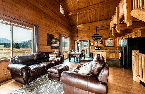 Superior House | Railroad Baron