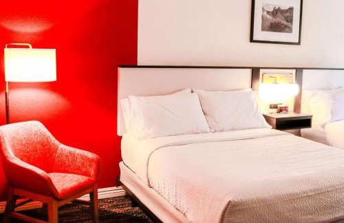 Mission Hills Resort | Railroad Pass Hotel and Casino Ramada by Wyndham