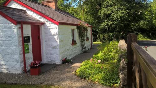 Donegal House | Railway Crossing Cottage