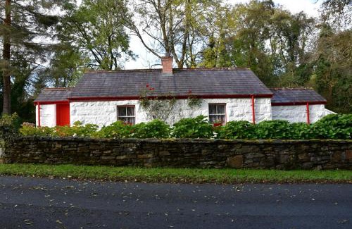 Donegal House | Railway Crossing Cottage