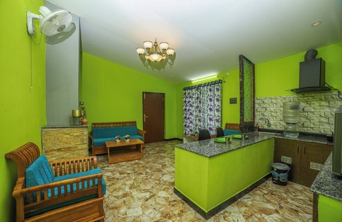 Yercaud Villa | Rain Rock Villa