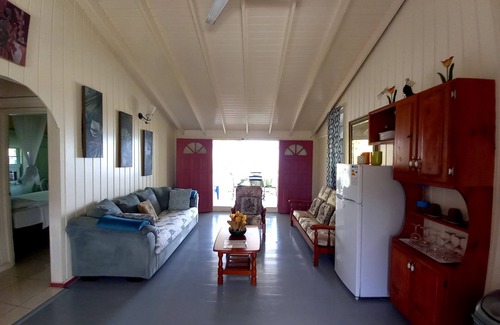 Calibishie Apartment | Rainbow Beach - Apartment with an amazing seaview