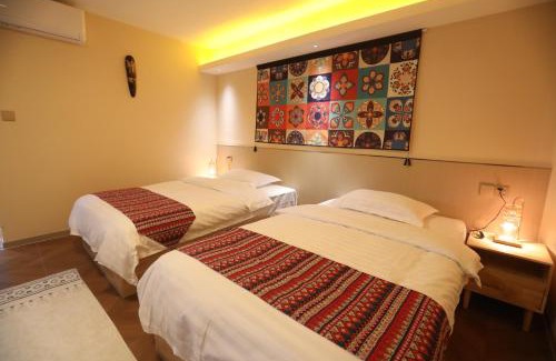 Nadi Bed & Breakfast | Rainbow holiday resort