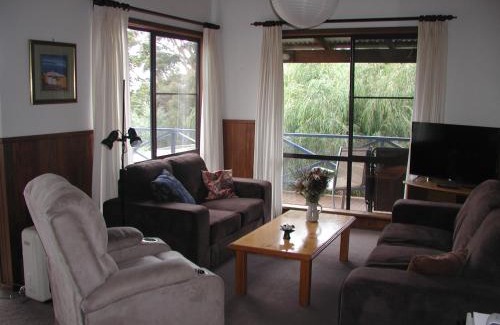 Ocean Beach Cabin | Rainbow House