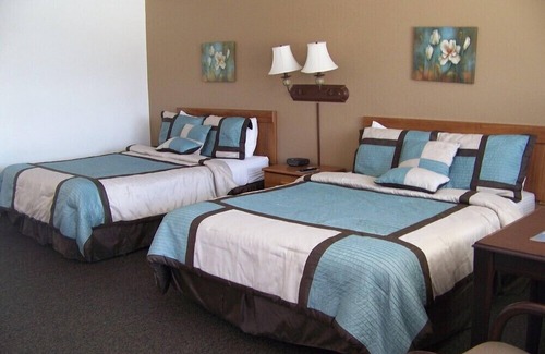 Valentine Hotel | Raine Motel