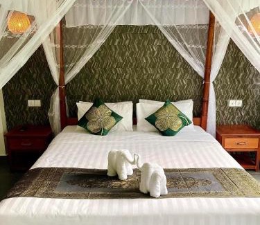 Thma Bang Hotel | Rainforest Resort Prey Areng