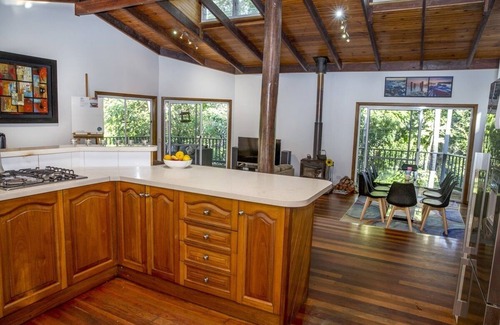Diddillibah House | Rainforest Retreat in Kiels Mountain