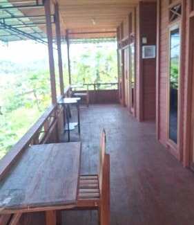 Waisai House | Raja Ampat Koba-koba Guest House