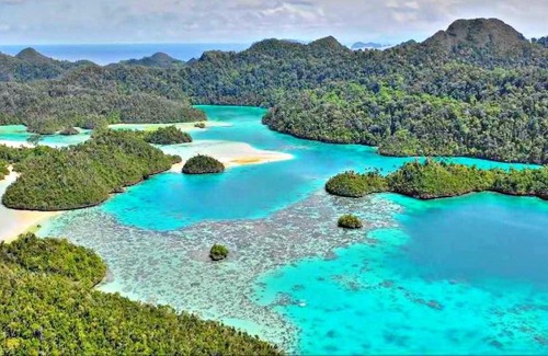 Sorong Boat Rental | Raja ampat travel