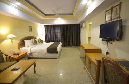 Air Force Area Hotel | Rajputana Palace