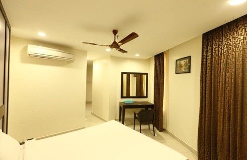 Guduvancheri Hotel | RAJUS RESIDENCY PARK