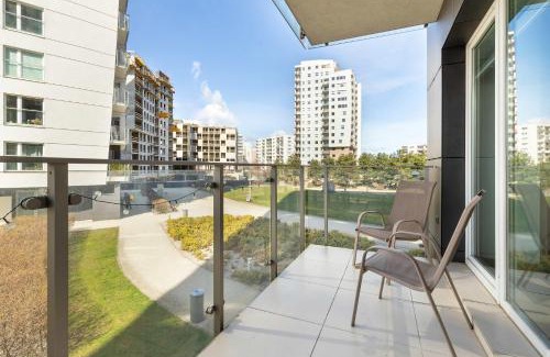 Piecki-Migowo Apartment | Rakoczego Modern Apartment Parking by Noclegi Renters