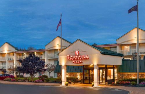 Nasons Corner Hotel | Ramada Plaza by Wyndham Portland