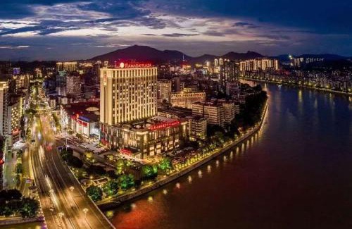 Zhenjiang District Hotel | Ramada Plaza Shaoguan City Centre