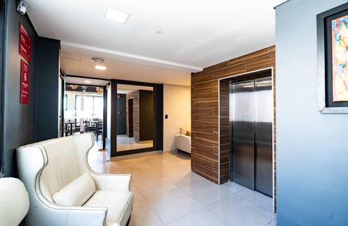 Mariano Roque Alonso Hotel | Ramada Suites By Wyndham Asuncion Aeropuerto