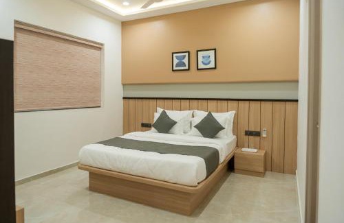 Anand Hotel | RAMAINn HOTEL