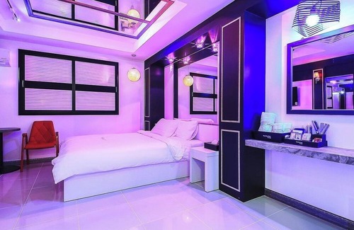 Taean Hotel | Rambo Drive in
