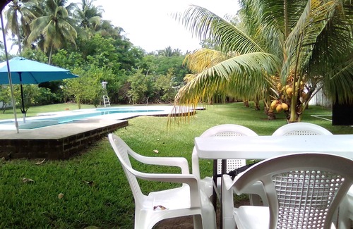Acajutla Hotel | RANCHO BLUE GUITAR PLAYA COSTA AZUL.