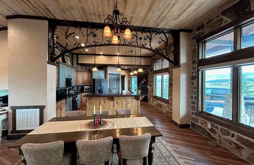 Fruitland Cabin | Rancho Relaxo! 2.5 Acres, Near Hunting & Fishing