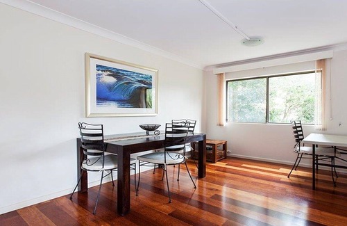 Randwick Apartment | RAND2 - 2 BR Unit, Lush Tropical Garden Outlook