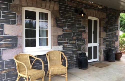 Talunga Bed & Breakfast | Randell Cottage - Adelaide Hills - Cosy Rustic Hideaway
