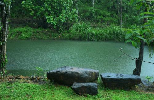 Epitawala Bed & Breakfast | Ranpokuna Bungalow with 3 Bed Rooms