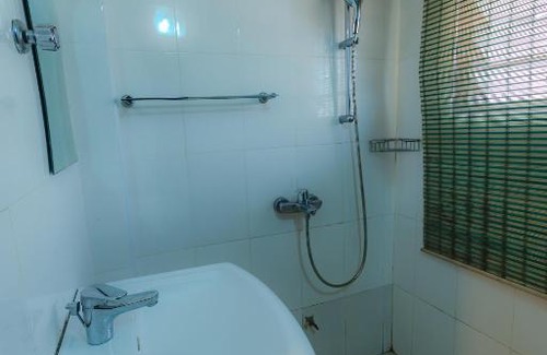 Cape Coast Cabin | Rans Hill Lodge