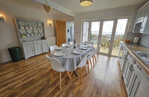 Pembrey Cottage | Raphael House - Welsh Sea View Cottage with Jacuzzi