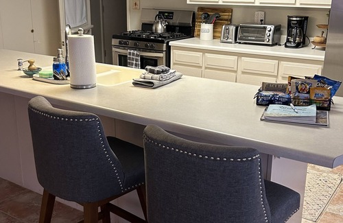 Meadview House | Rare-4 Bedroom House, Meadview, Grand Canyon West, Skywalk, Lake Mead