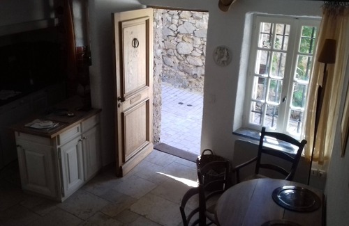 Old Town House | Rare in the heart of Saint Tropez a village house