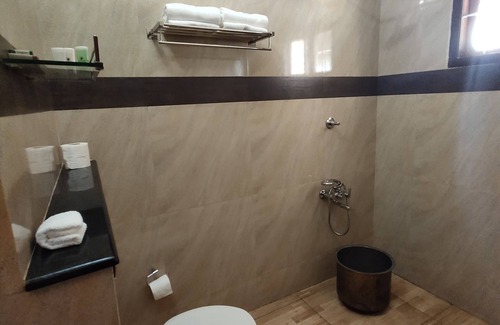Irinjalakuda Hotel | Rasa Gurukul