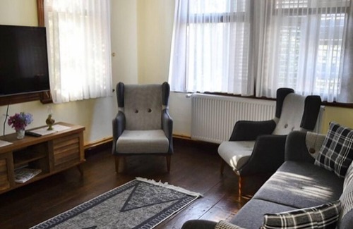 Adalar Other | Rasimbey Köşkü