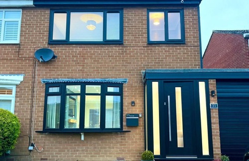 Durham House | Raven House - Close to Durham City Centre - 3 Bedroom - Sleeps 5