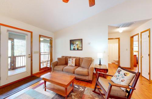 Winfield Cove House | Raven's Respite