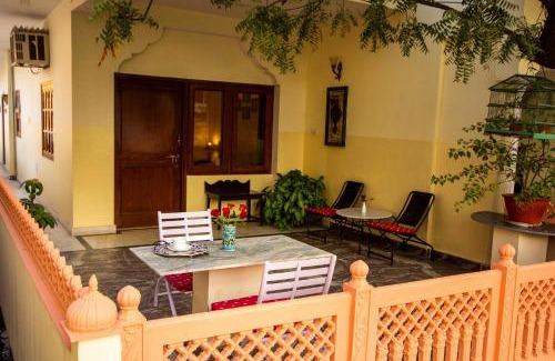 Sindhi Camp Hotel | Rawla Rawatsar