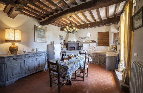 Passignano sul Trasimeno Apartment | Ray's House - GLICINE Apartment
