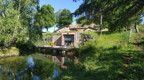 Le Chambon-sur-Lignon Apartment | Re(s)source