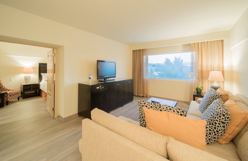 San Salvador Hotel | Real InterContinental San Salvador at Metrocentro Mall by IHG