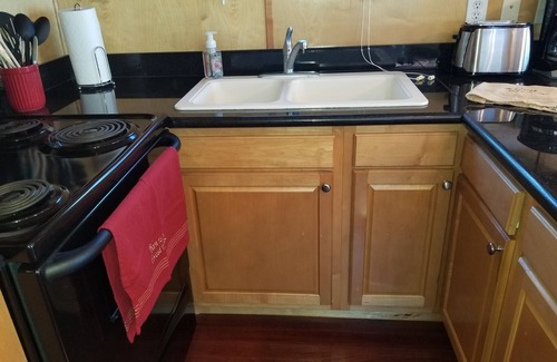 Apalachicola Boat Rental | Rebel's Rest - A Romantic Getaway houseboatnNew Water Filtration System