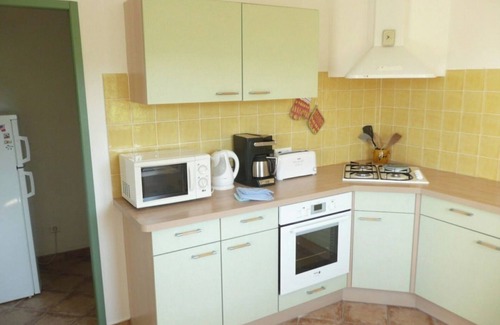 Esparron-de-Verdon House | Recent house with private swimming pool, quality services.