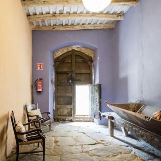 Susqueda Apartment | Rectoria Santuari del coll ideal families