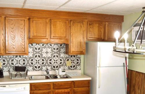 Grand Forks Apartment | Red 5