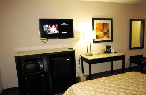 Monmouth Junction Hotel | Red Carpet Inn and Suites Monmouth Junction