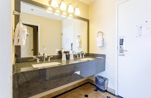 West Wendover Hotel | Red Garter Hotel & Casino by Red Lion Hotels