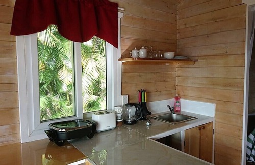 Rarotonga Villa | Red Hibiscus Villa 1
