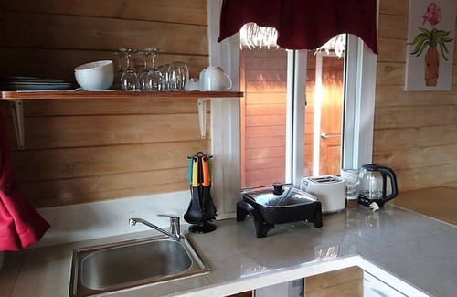 Rarotonga Villa | Red Hibiscus Villa 4