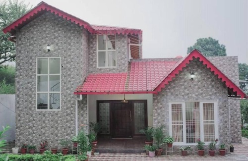 Bhowali Cottage | Red Hill Cottage 2BHK by Hillstay