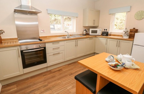 Whitland Cottage | RED KITE, pet friendly, character holiday cottage in Blaenwaun