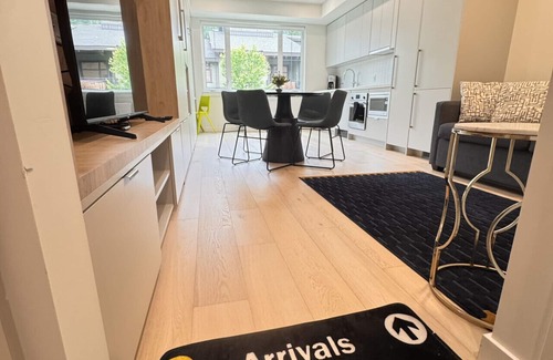 Rossland Apartment | RED Mountain Comfort Suite